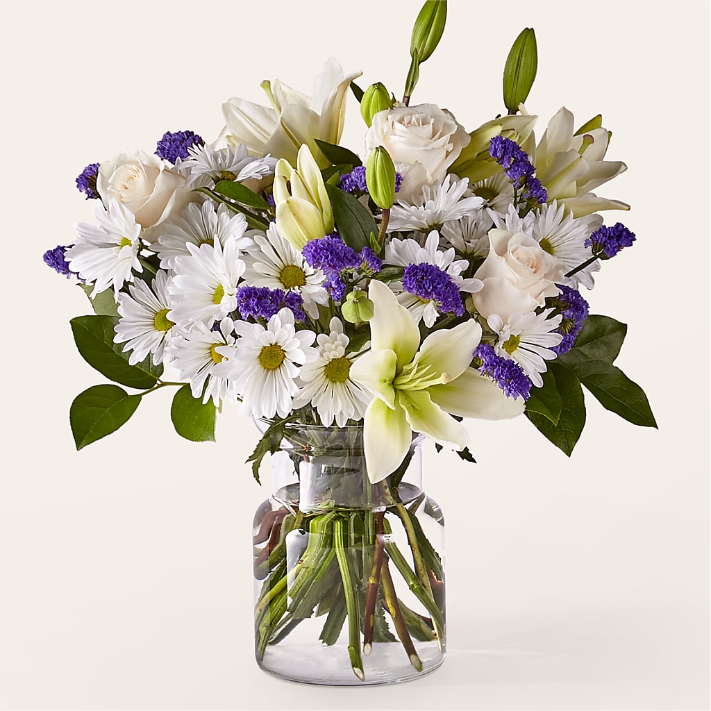 Beyond Blue Bouquet – FLEURISTE JARDIN D'ANJOU, Anjou PQ