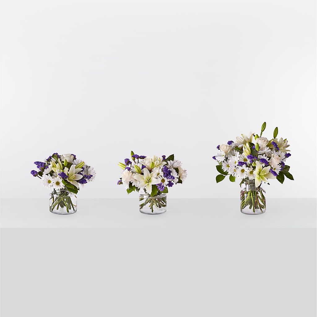 Beyond Blue Bouquet – FLEURISTE JARDIN D'ANJOU, Anjou PQ