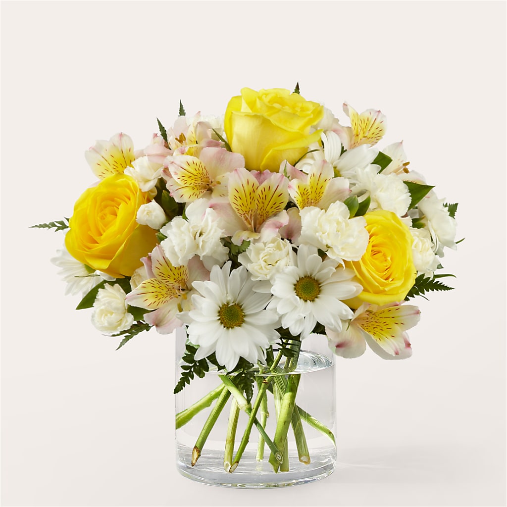 Gleeful Bouquet – FLEURISTE JARDIN D'ANJOU, Anjou PQ