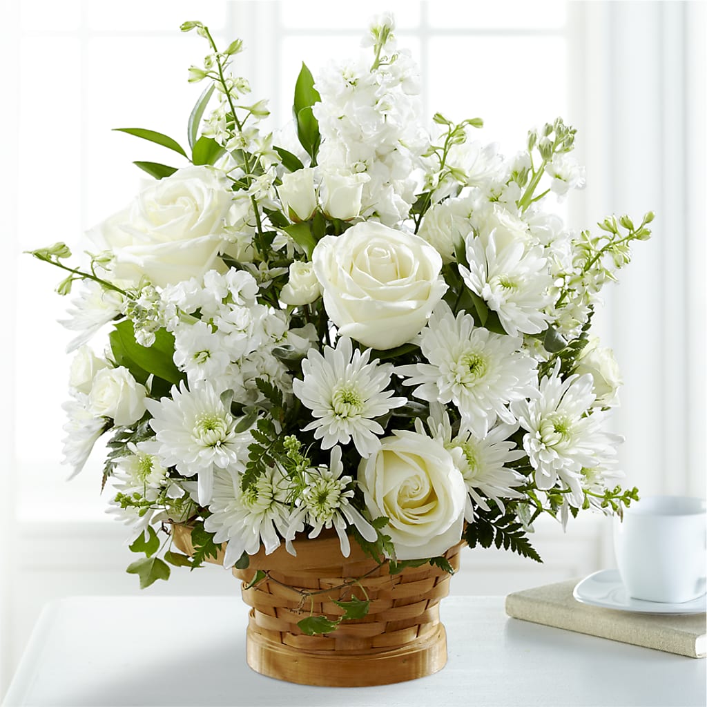 Heartfelt Condolences Arrangement – FLEURISTE JARDIN D'ANJOU, Anjou PQ