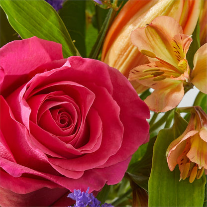Joyful Bouquet – FLEURISTE JARDIN D'ANJOU, Anjou PQ